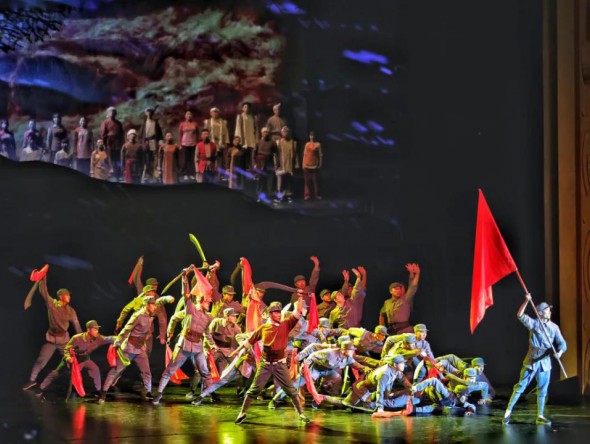 甘肅省慶祝中國共產(chǎn)黨成立100周年文藝演出《致敬百年》在蘭隆重舉行！