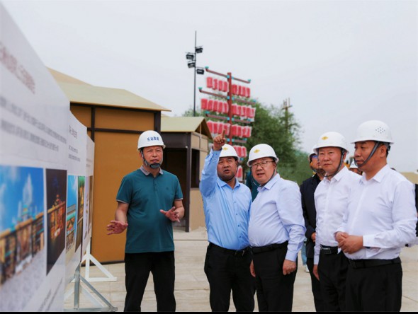 甘肅省文化和旅游廳黨組成員、副廳長萬學(xué)科一行調(diào)研樂動(dòng)敦煌-文旅產(chǎn)業(yè)綜合體項(xiàng)目建設(shè)情況